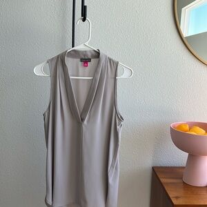 Vince Camuto gray sleeveless blouse small